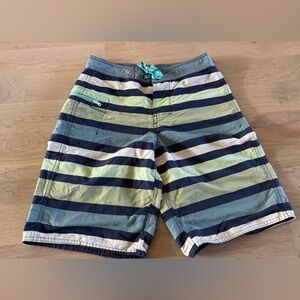 Patagonia boys’ Wavefarer board short size 12